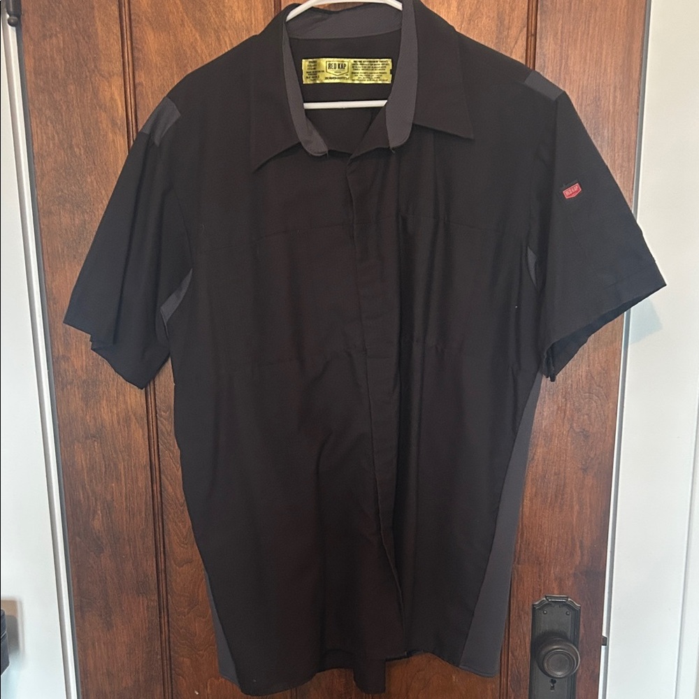 Men's Classic Black and Gray Button Down Work Shirt